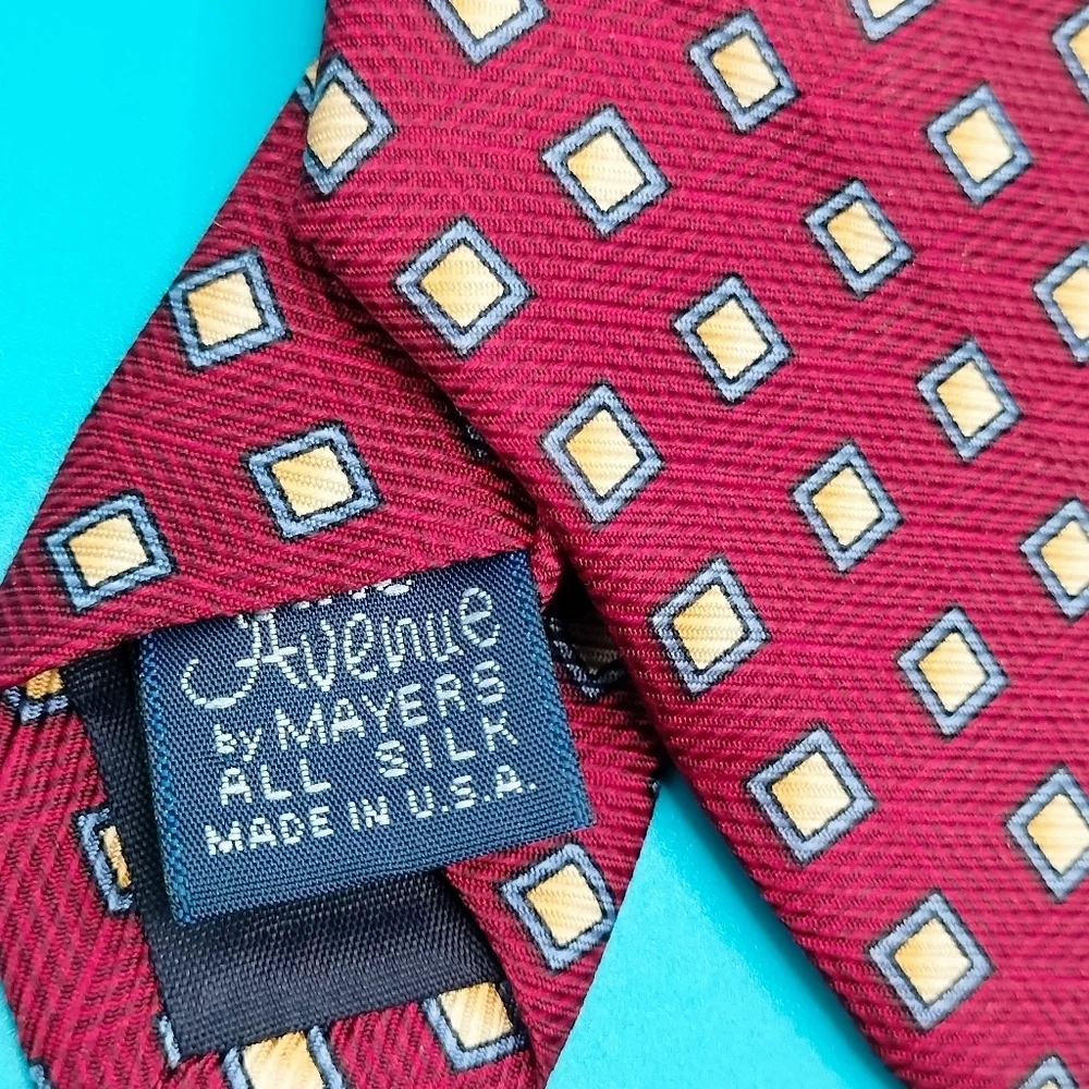 Park Avenue by Warner Geometric Patterned Tie Necktie Red Yellow Square Woven
